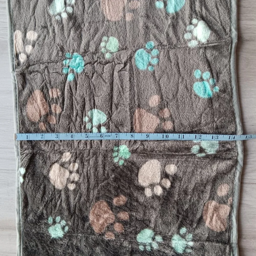 New Dono Dog Blanket Soft Fluffy Fleece Paw Print Grey Pink Blue 15
